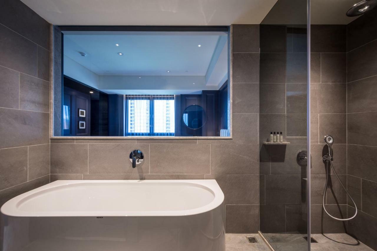 فندق بارك لييز كاوشيونغ المظهر الخارجي الصورة Bathroom